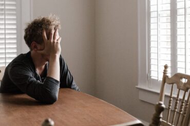 Kaygı Bozuklukları, Panik Atak, Agorafobi ve Özgül Fobiler ile Yaşamak